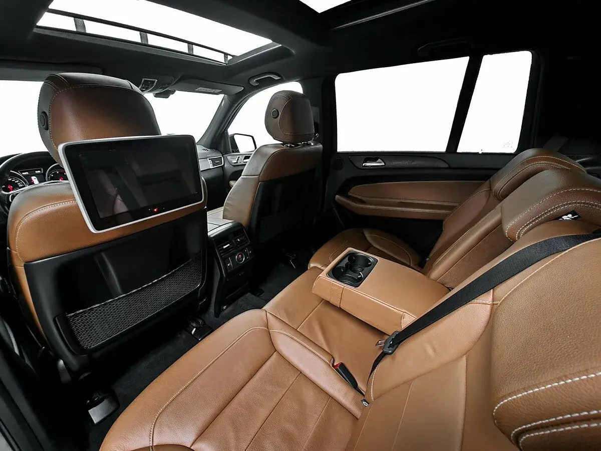 Mercedes benz GLS