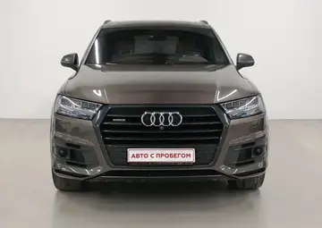 Audi Q7 Вид 2