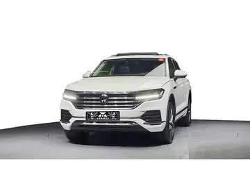 Volkswagen Touareg Вид 2