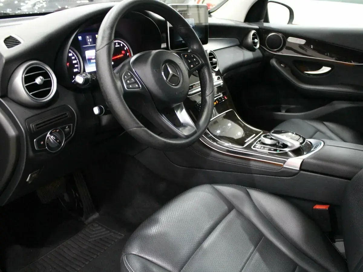 Mercedes benz GLC