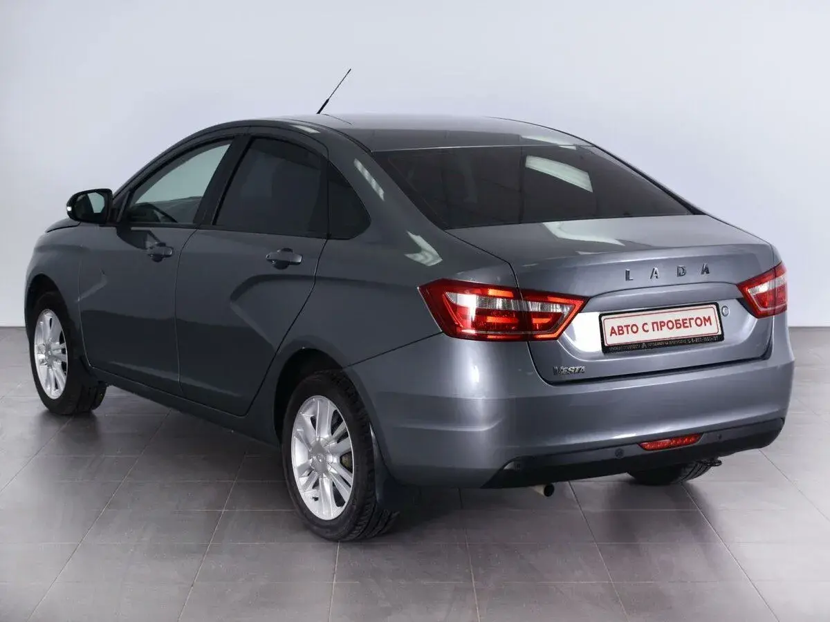 Lada Vesta