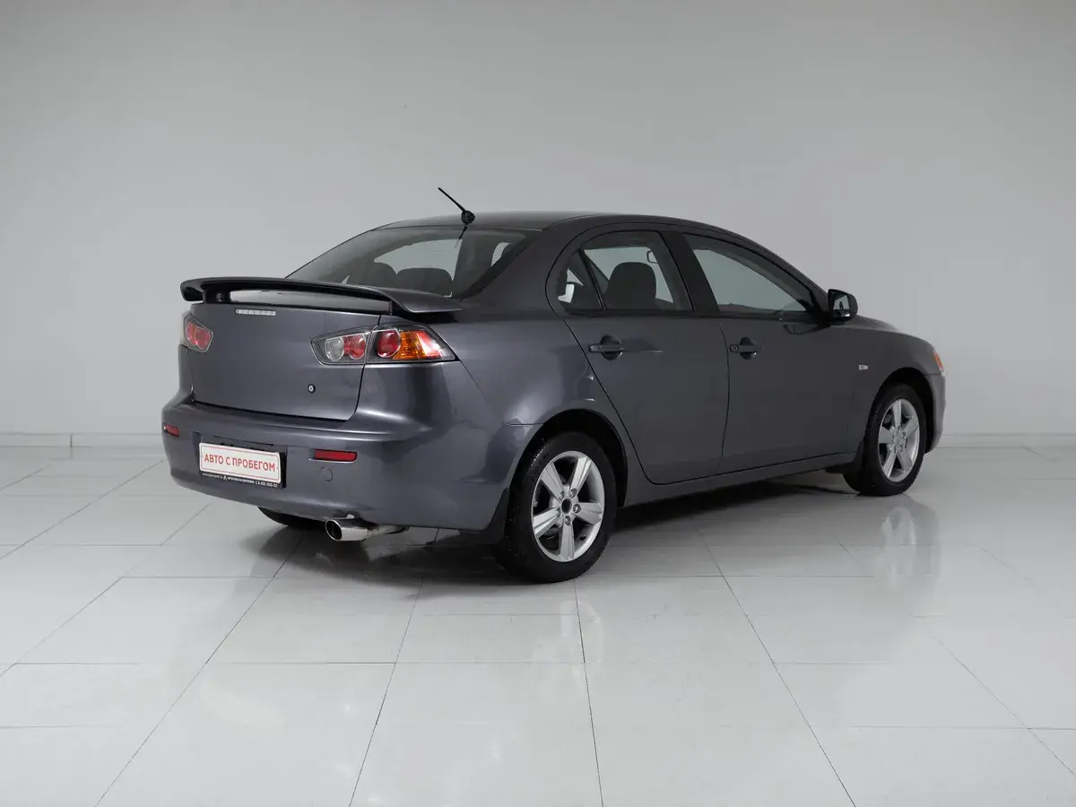 Mitsubishi Lancer