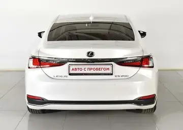 Lexus ES Вид 5