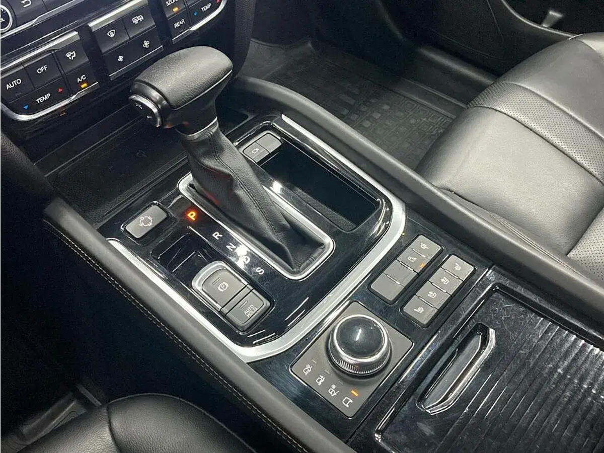 GAC GS8