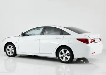 Hyundai Sonata Вид 4