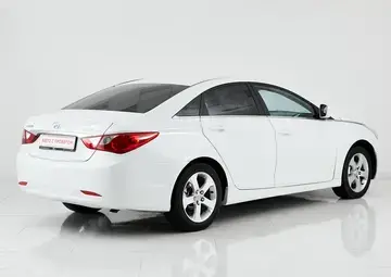 Hyundai Sonata Вид 5