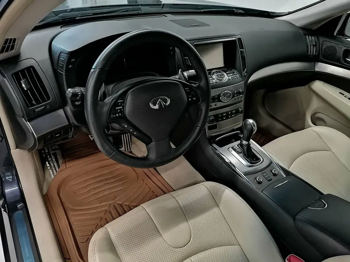 Infiniti G