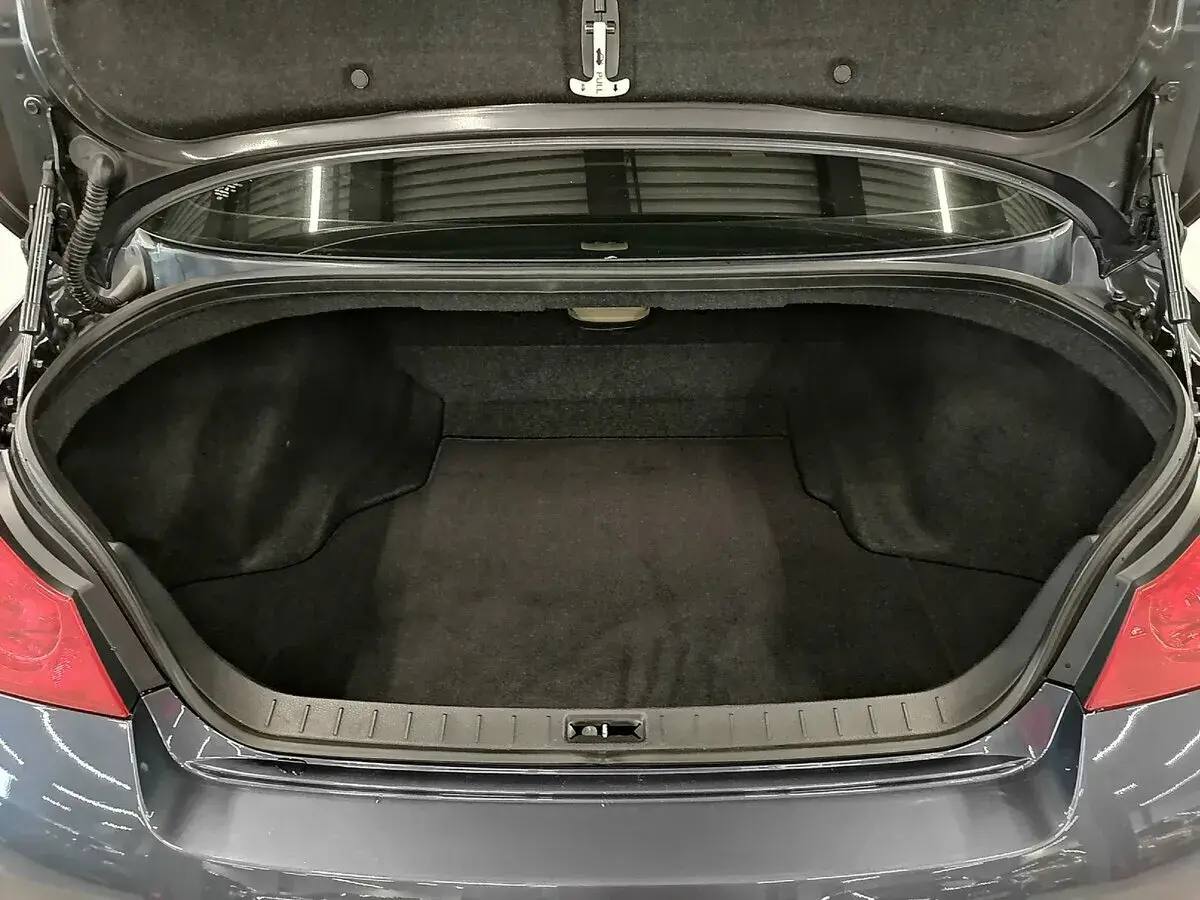 Infiniti G