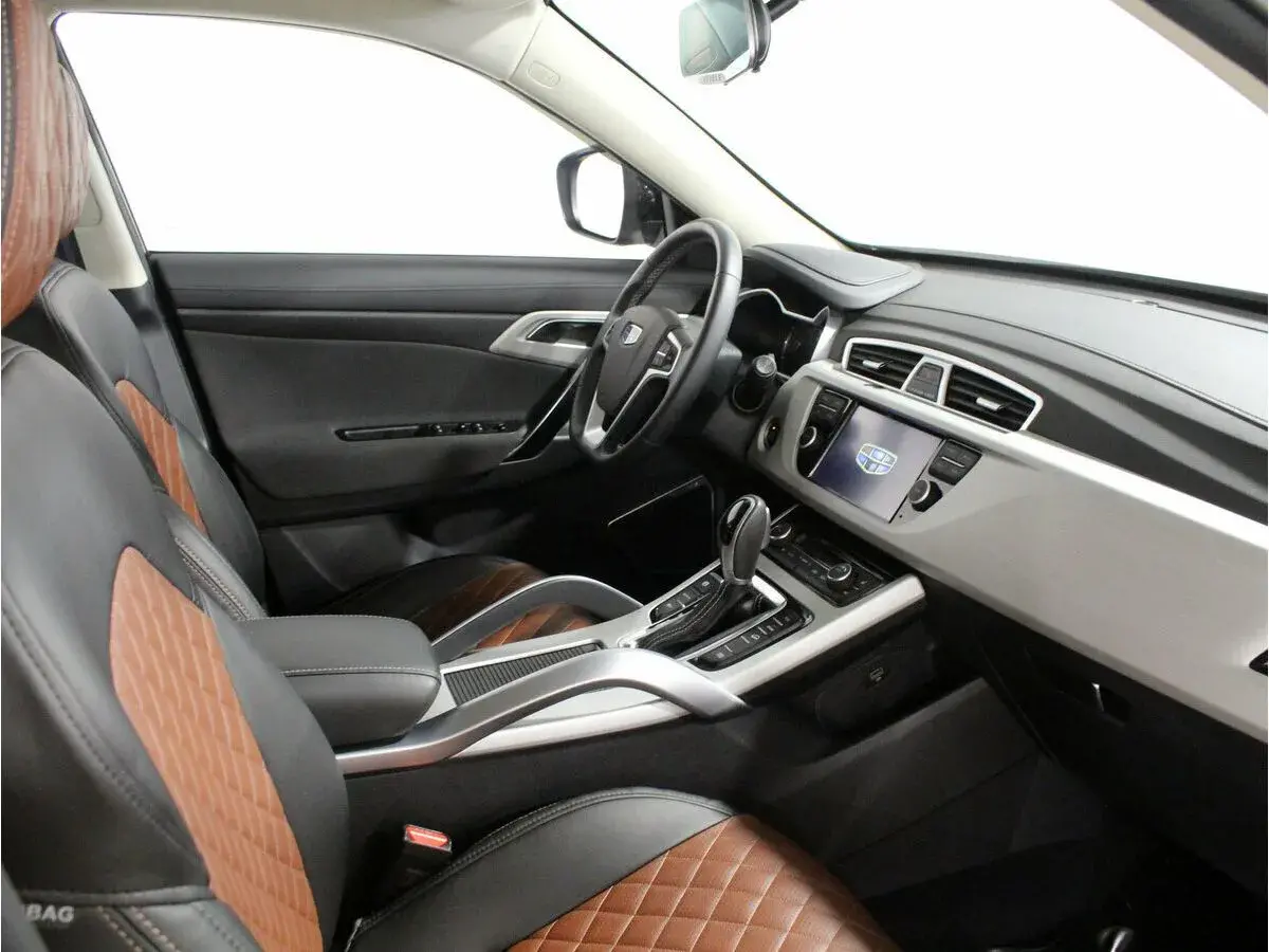Geely Atlas