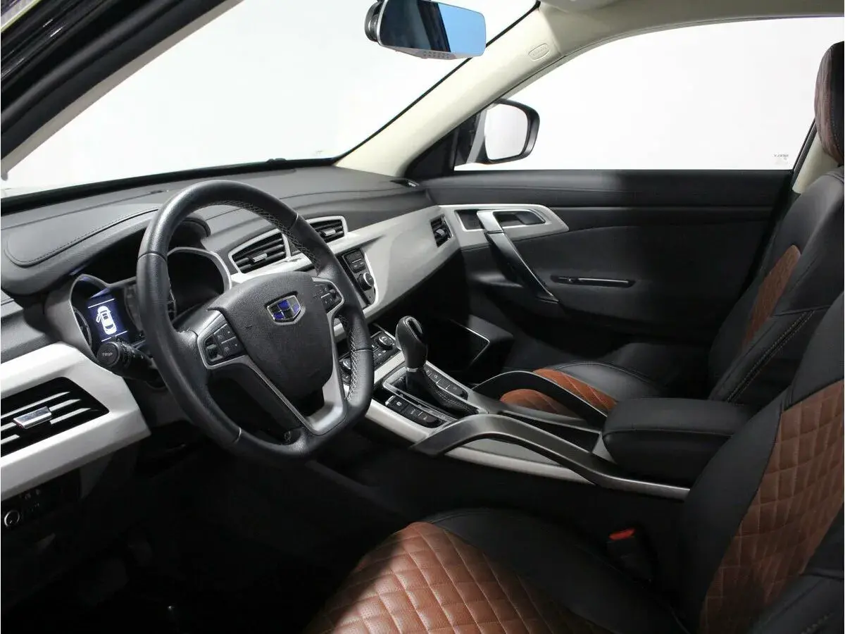 Geely Atlas