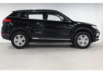 Geely Atlas Вид 4