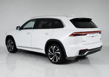 Geely Monjaro Вид 5