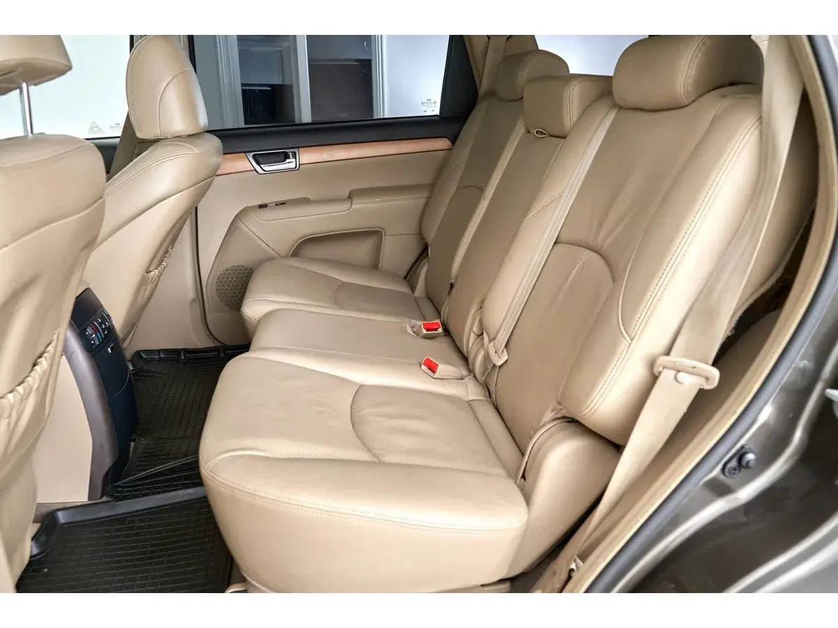 Kia Mohave