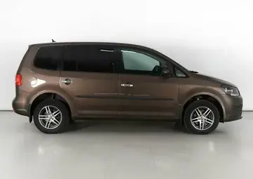 Volkswagen Touran Вид 4