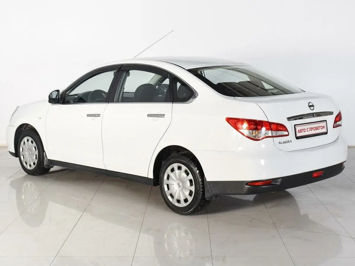Nissan Almera