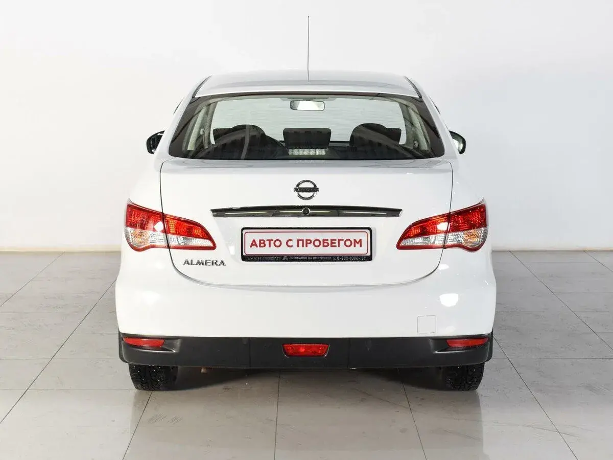 Nissan Almera