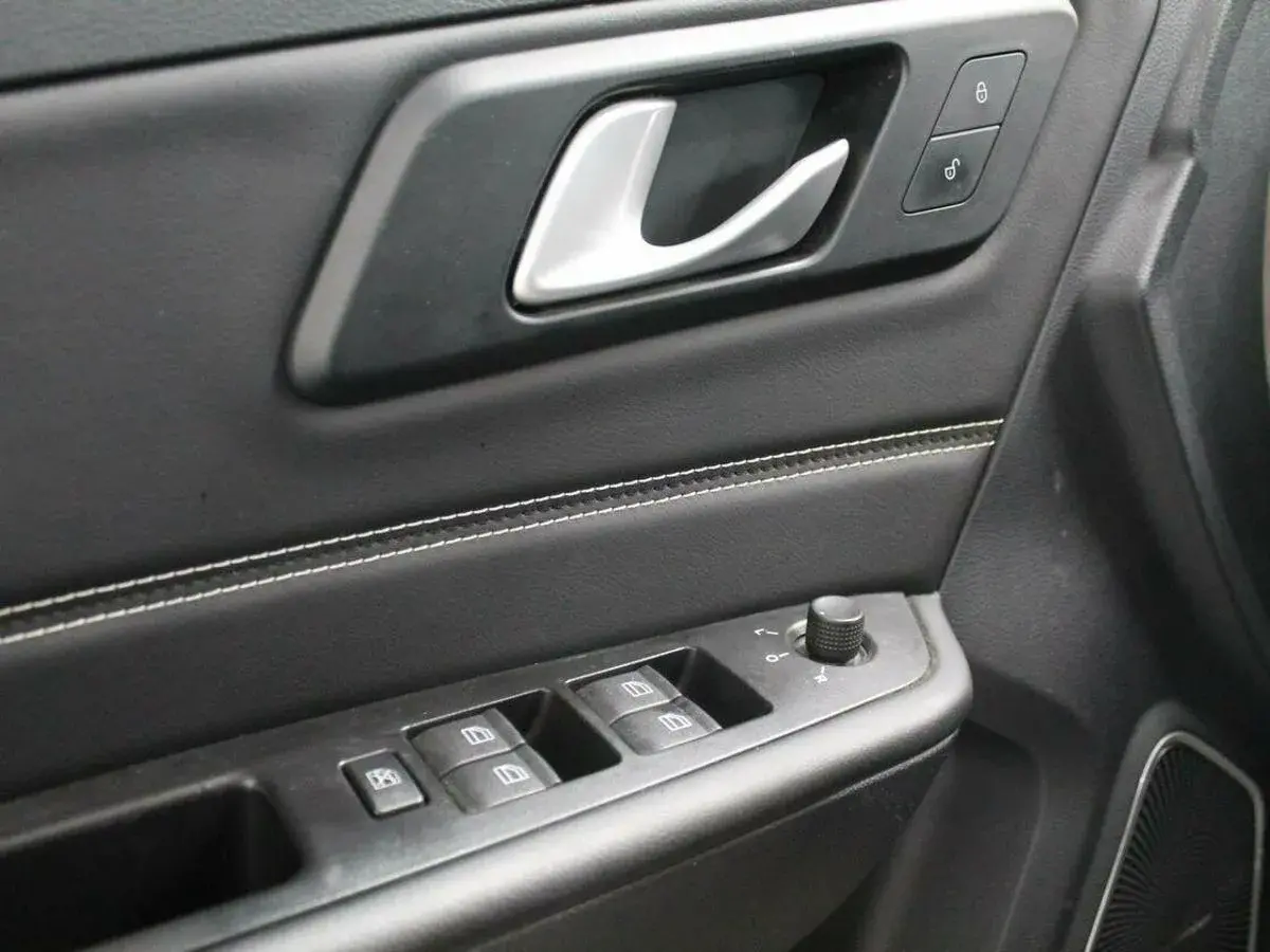 Faw Besturn X40