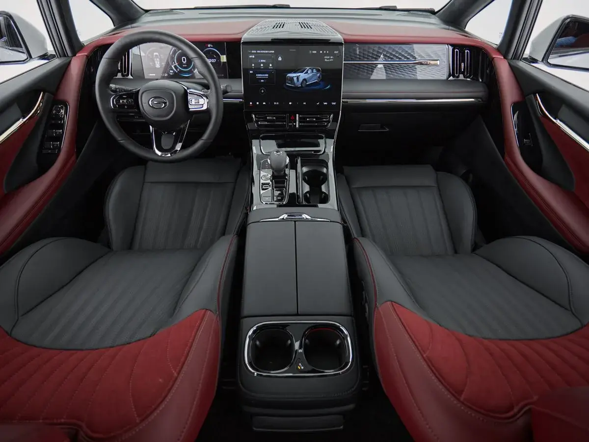 GAC M8