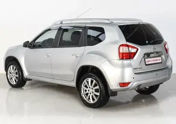 Nissan Terrano Вид 3