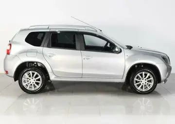 Nissan Terrano Вид 4