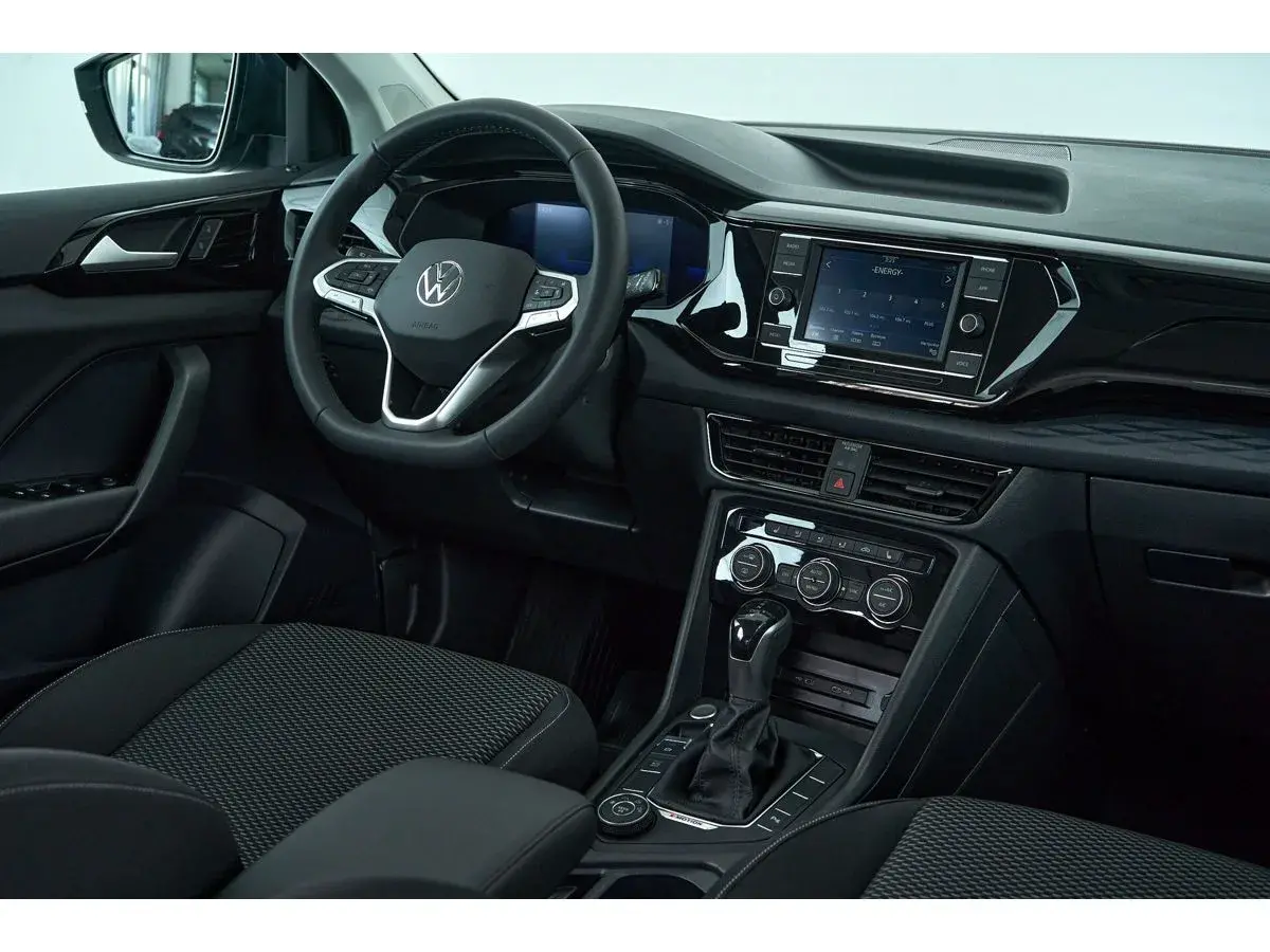 Volkswagen Taos