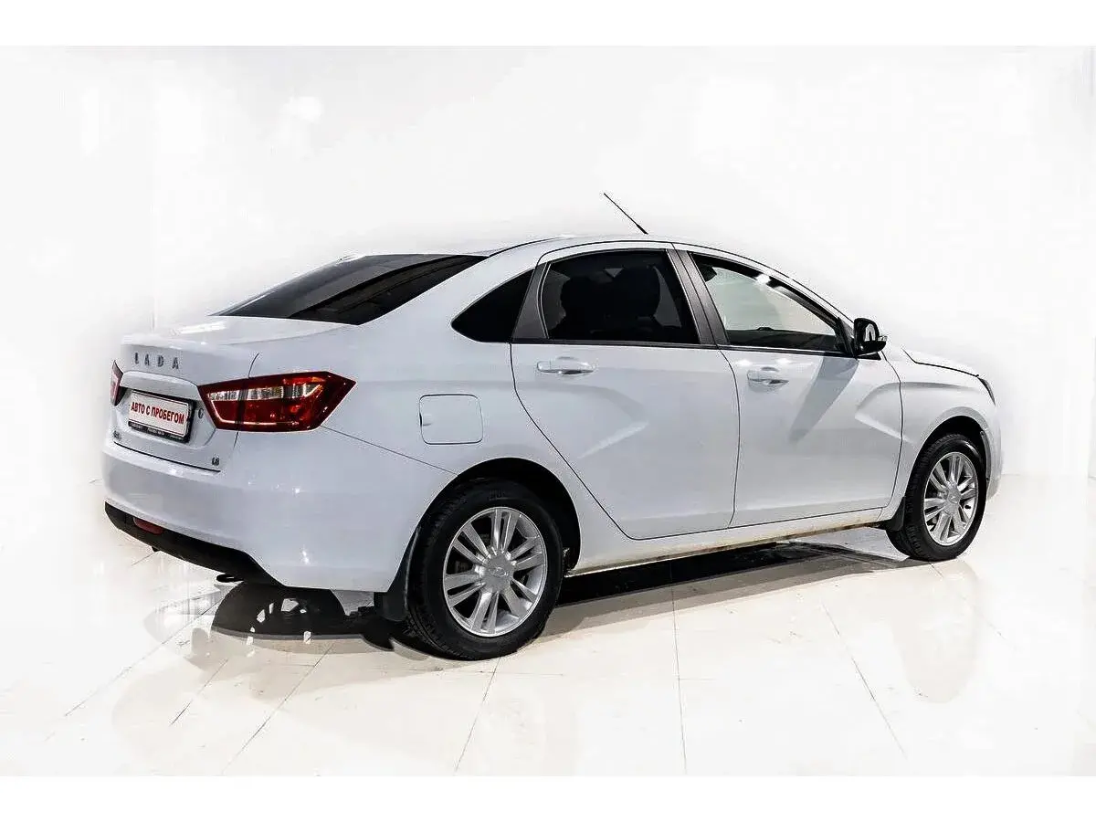 Lada Vesta