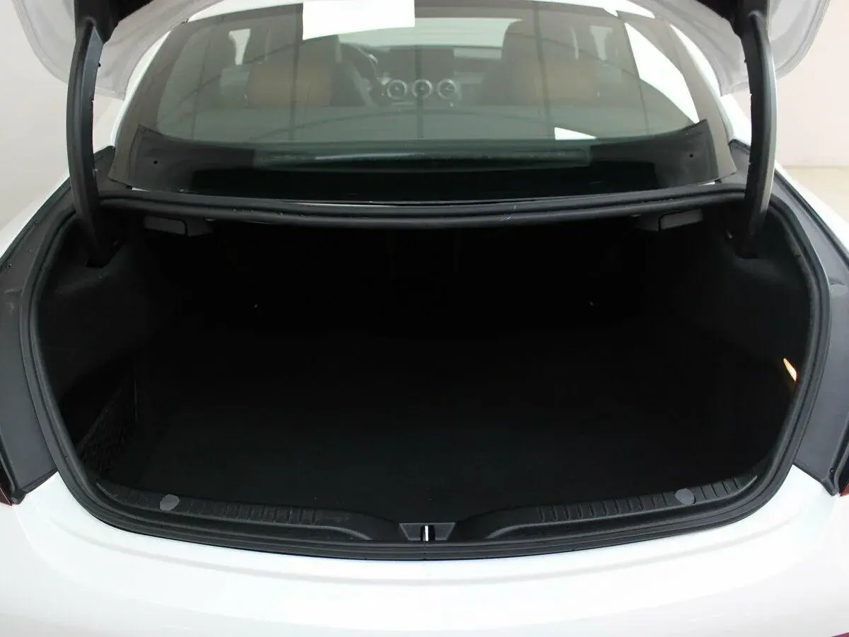 Mercedes benz C-Класс