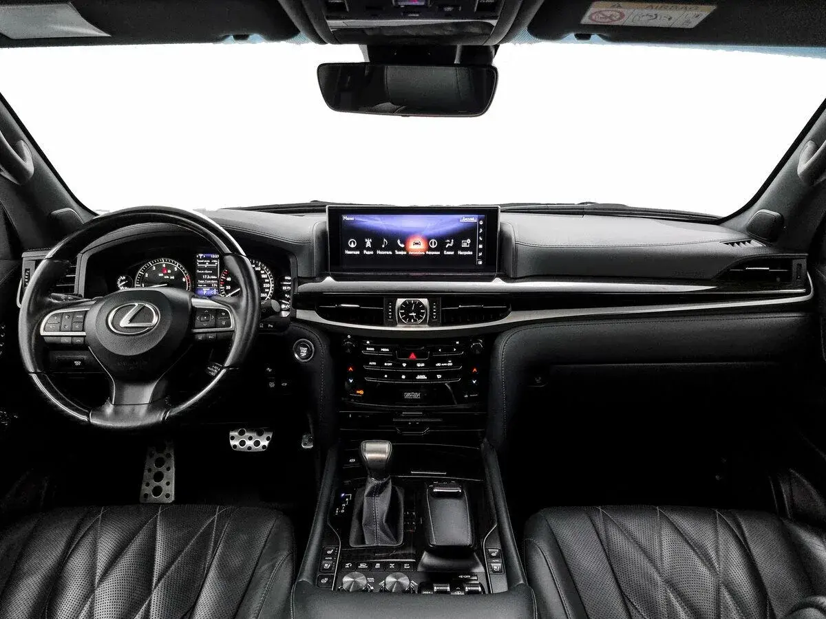Lexus LX