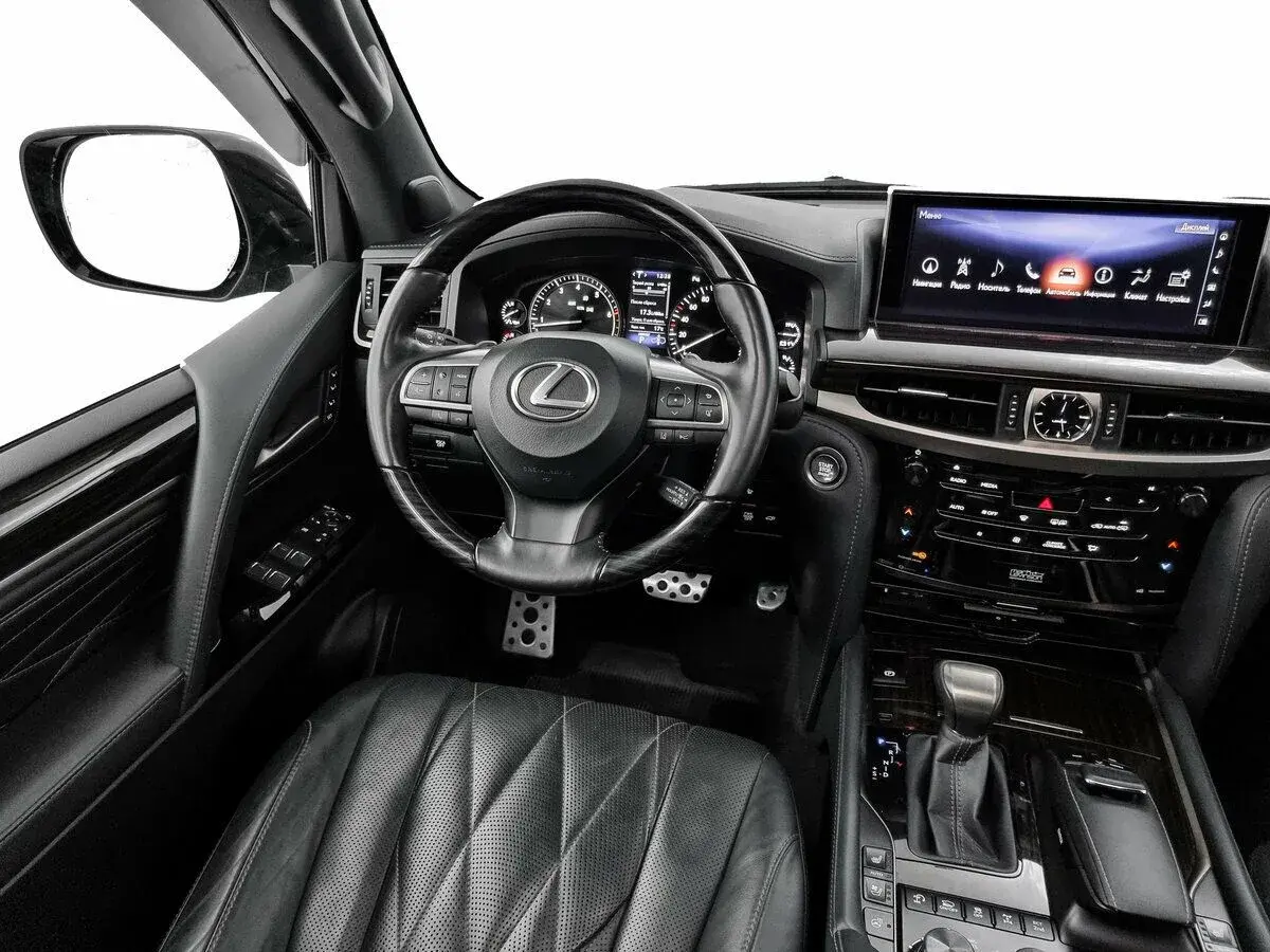 Lexus LX