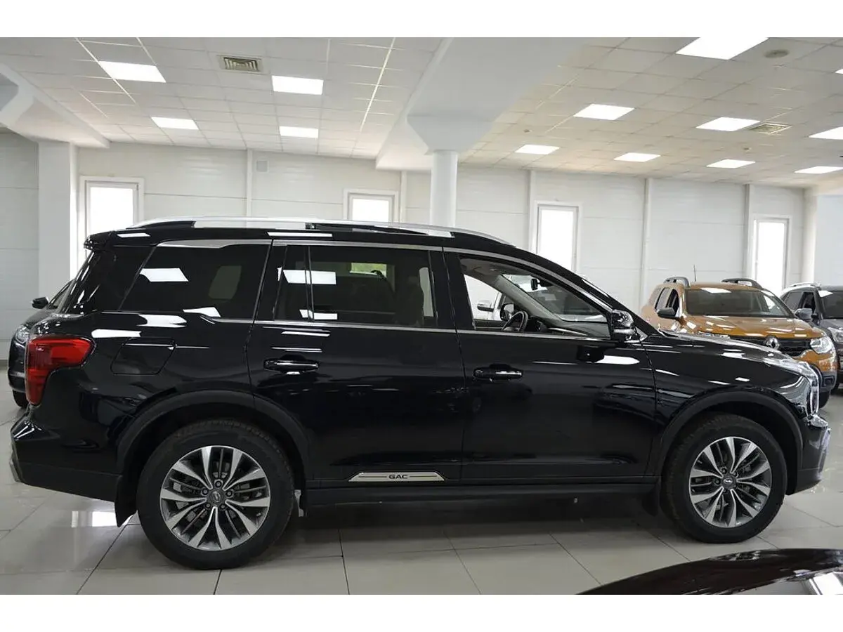 GAC GS8