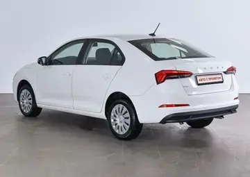 Skoda Rapid Вид 3