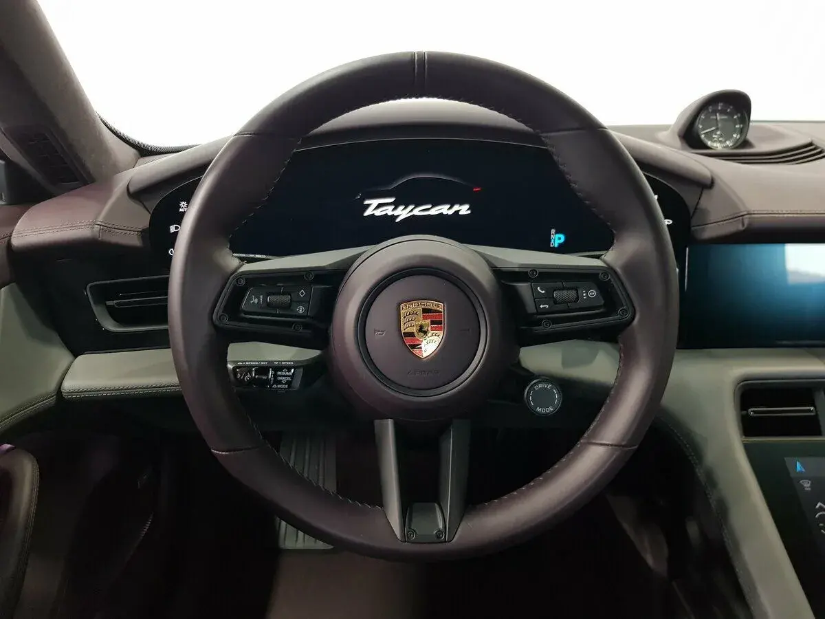 Porsche Taycan