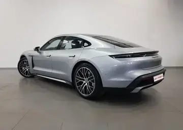 Porsche Taycan Вид 4