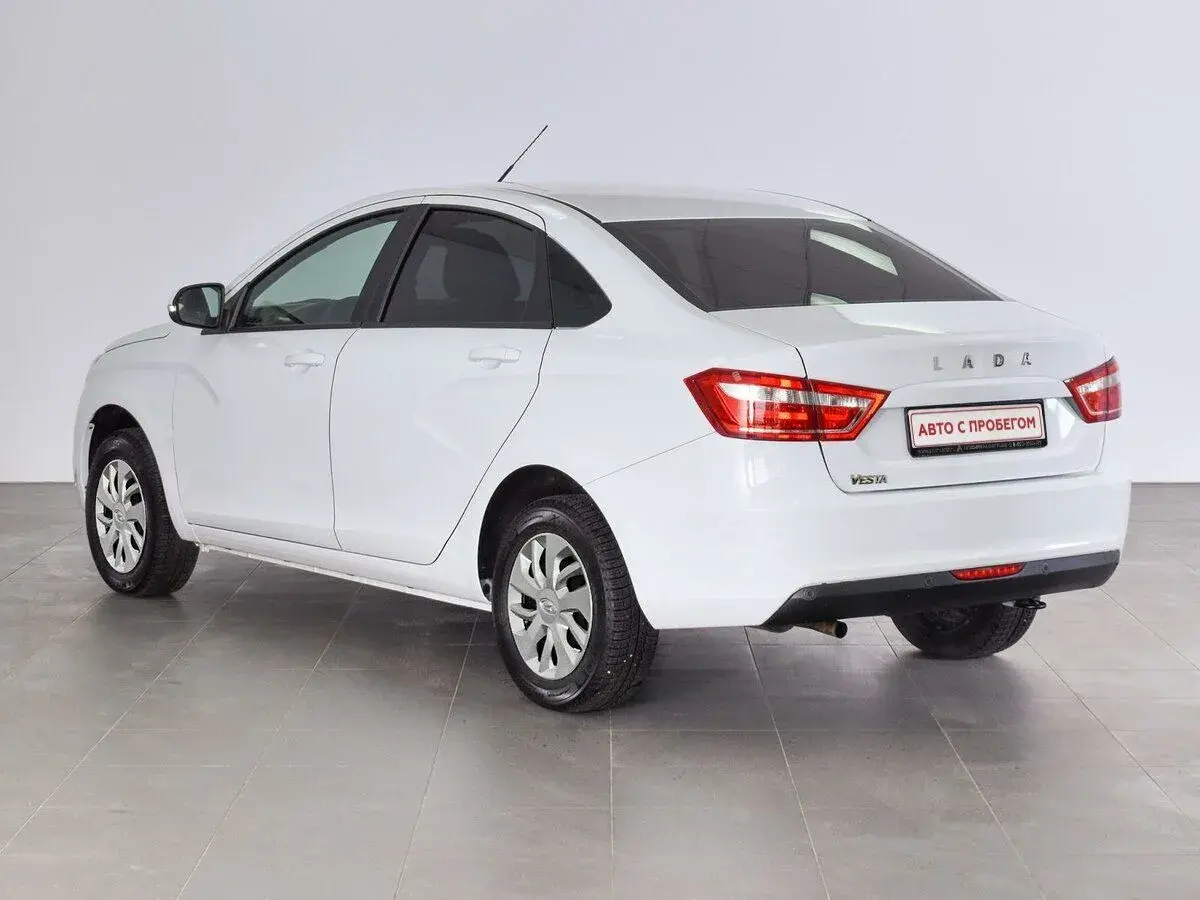 Lada Vesta