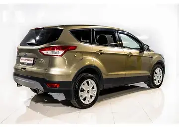Ford Kuga Вид 2