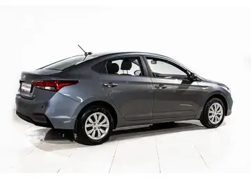Hyundai Solaris Вид 2