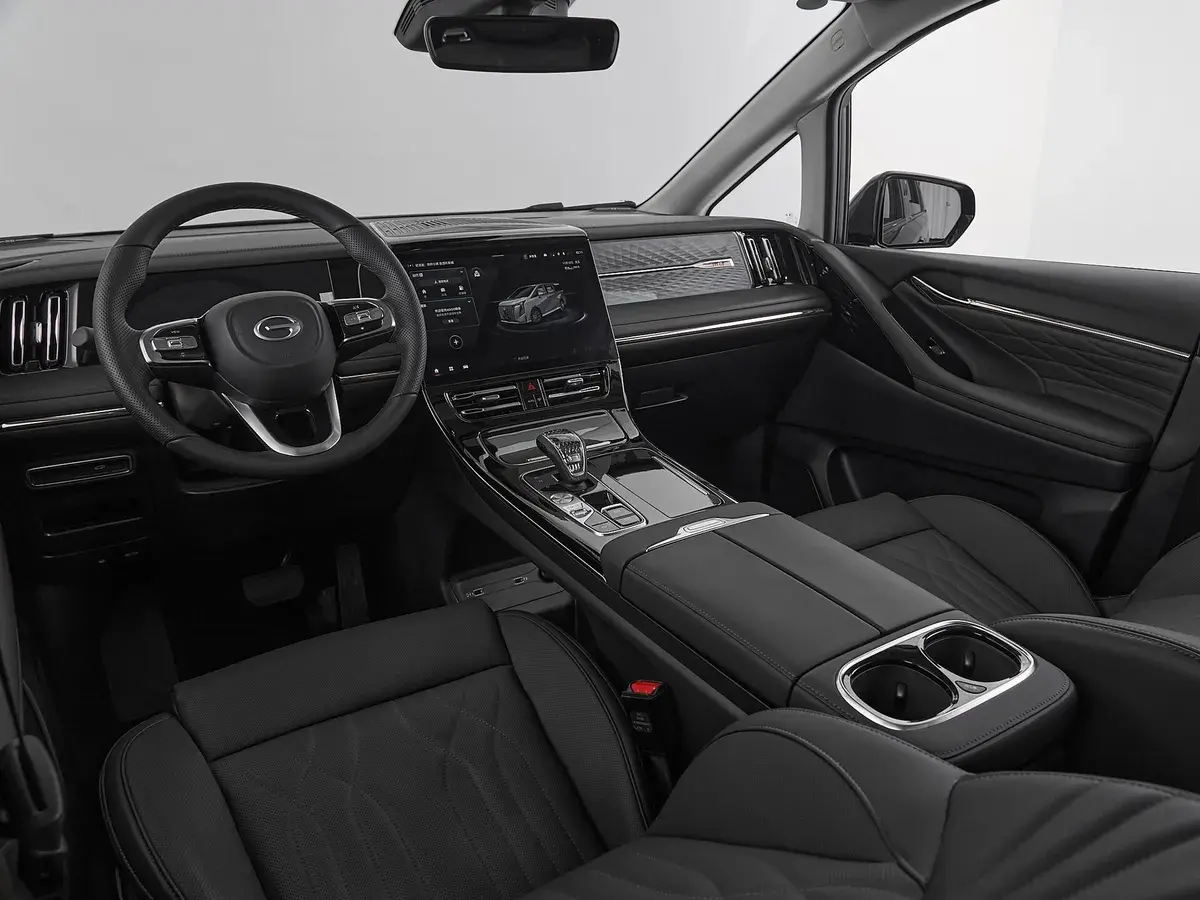 GAC M8