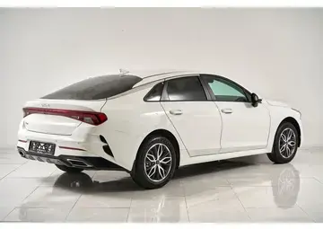 Kia K5 Вид 5
