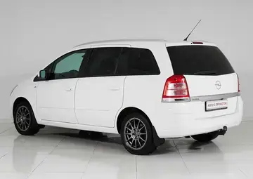 Opel Zafira Вид 4