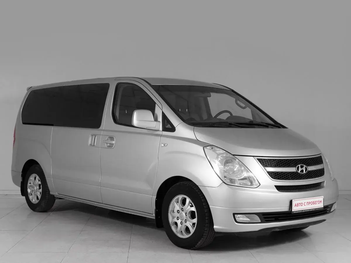 Hyundai Grand Starex