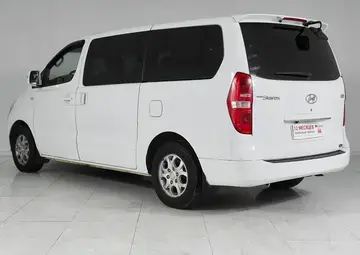 Hyundai Grand Starex Вид 4