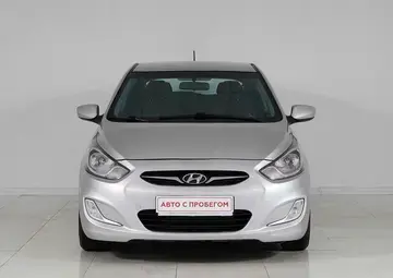 Hyundai Solaris Вид 2
