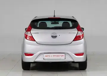Hyundai Solaris Вид 5
