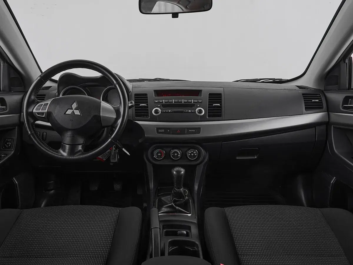 Mitsubishi Lancer