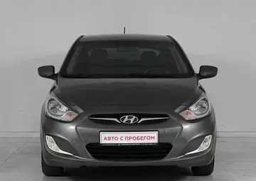 Hyundai Solaris Вид 2