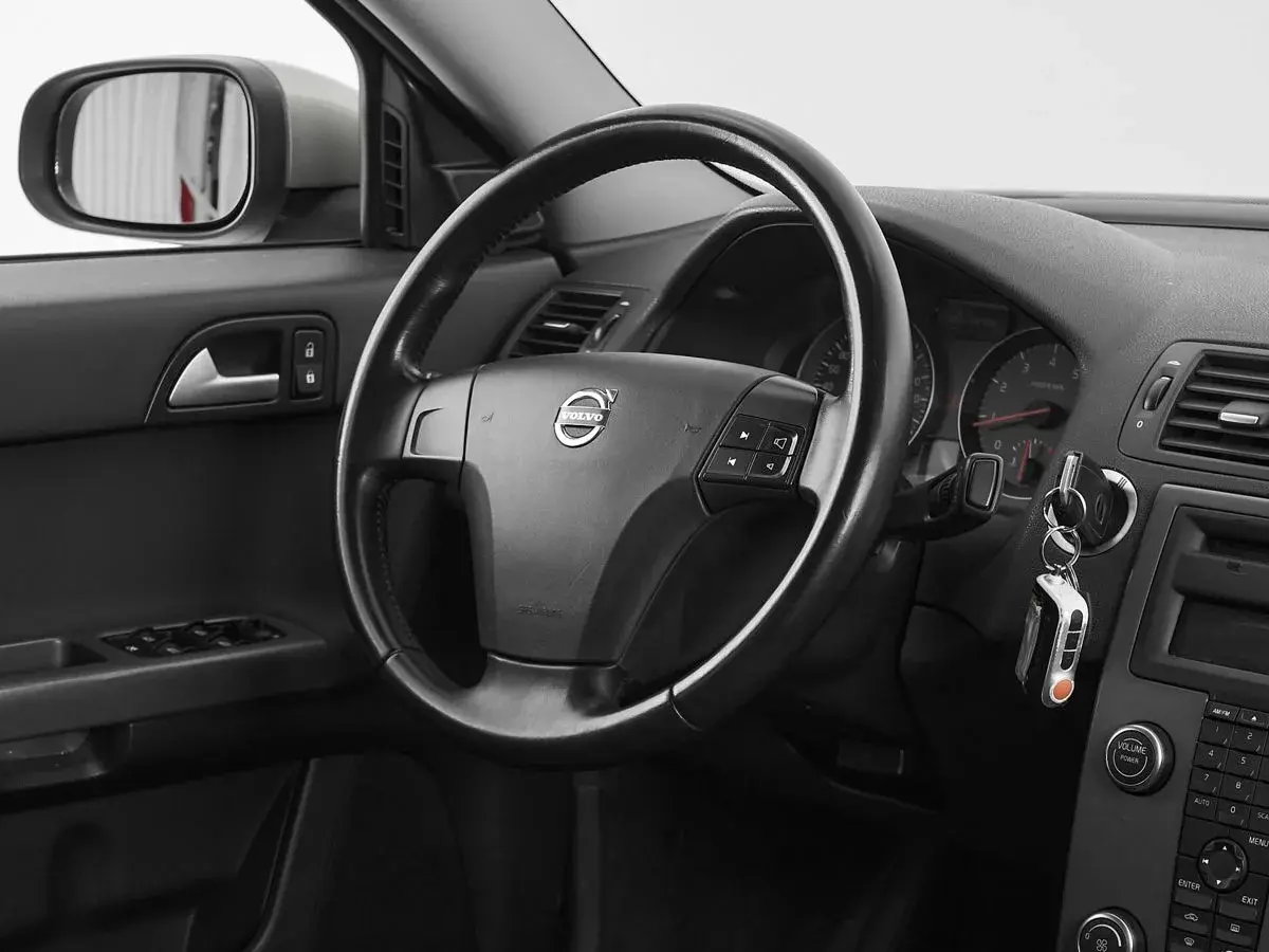 Volvo S40