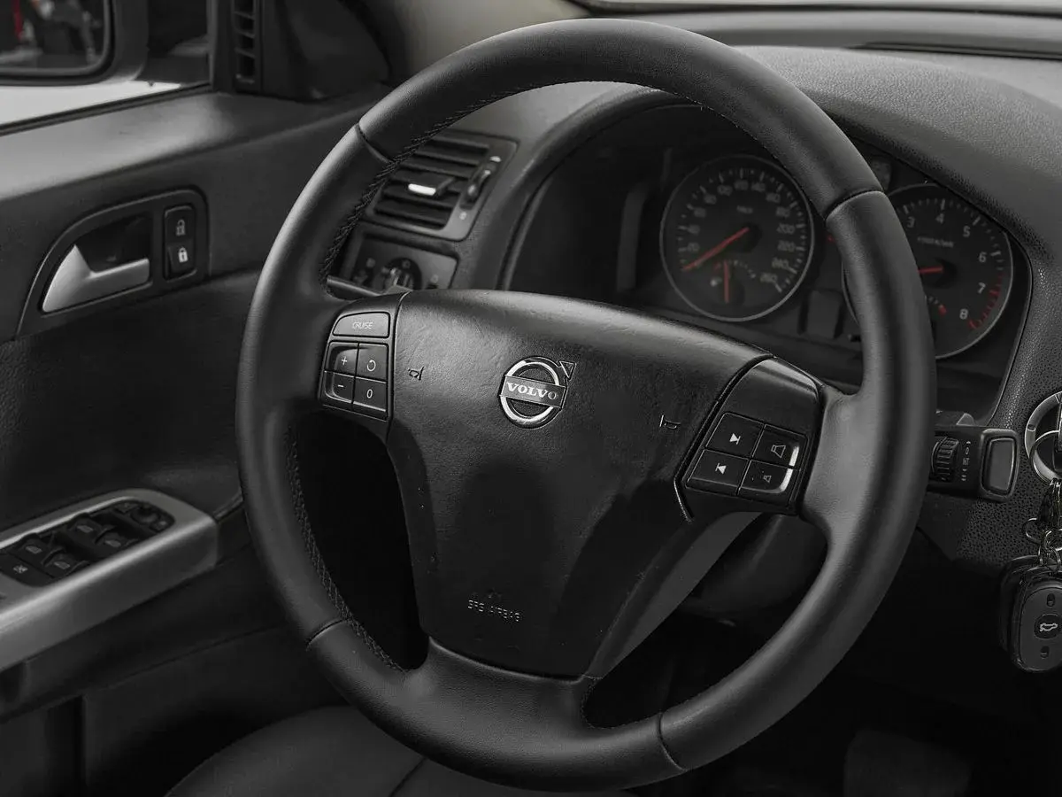 Volvo S40