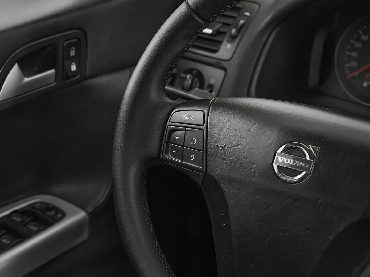 Volvo S40