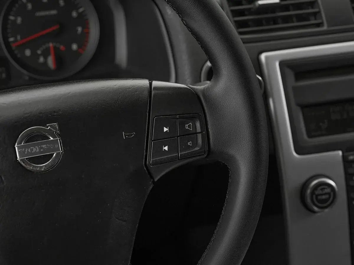 Volvo S40