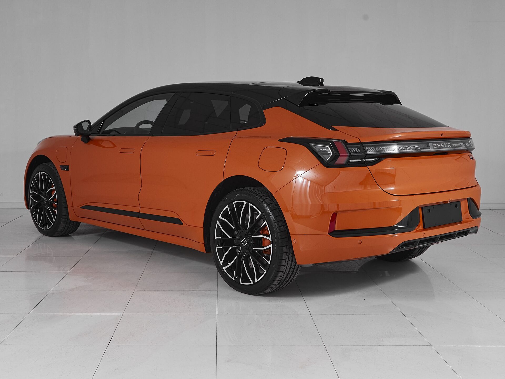 Zeekr 001